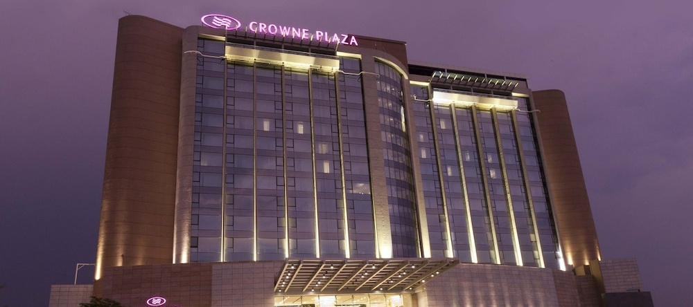 Crowne Plaza Kochi, 科钦 — 照片 1