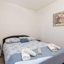 Beautiful Home in Jablanac With Wifi and 5 Bedrooms, 亚布拉纳茨 — 照片 5