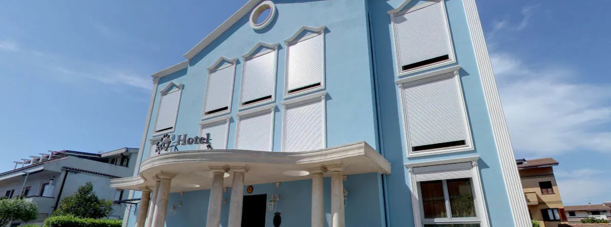 Hotel Seccy Boutique Art & Museum, 菲乌米奇诺 — 照片 1
