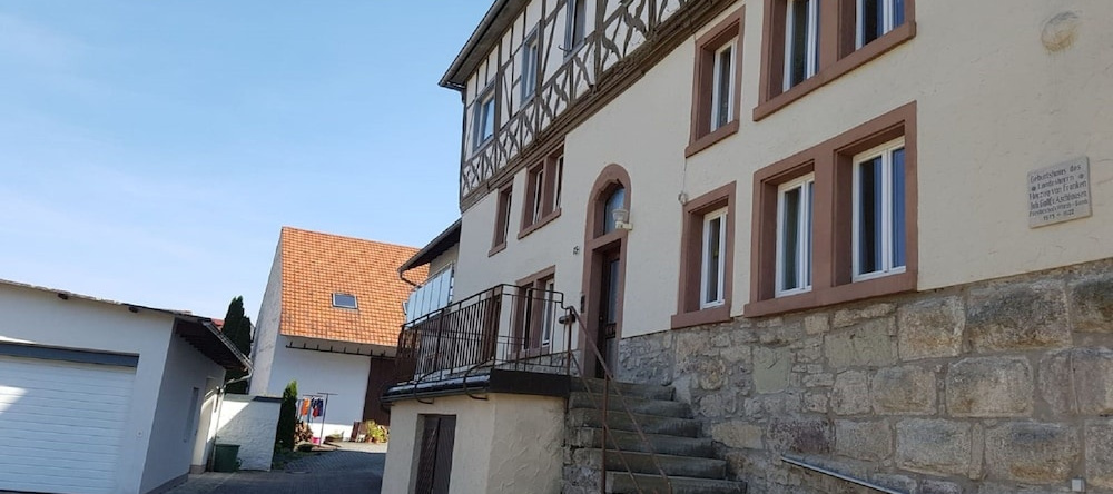 Beim Schloß Michel, Лауда — фото 1