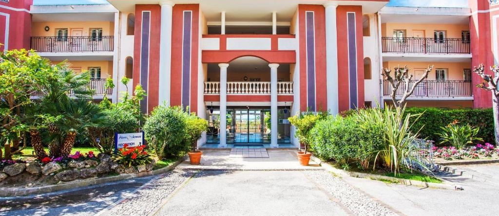 L'ANGE GARDIEN AP4269 by Riviera Holiday Homes, Villefranche-sur-Mer — photo 1