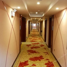 Jing Cheng Hotel, 德宏 — 照片 3