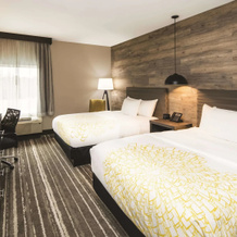 La Quinta Inn & Suites by Wyndham Atlanta South - McDonough, 洛卡斯特格罗夫 — 照片 4