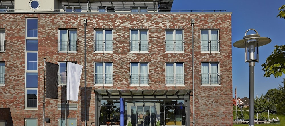 H+ Hotel Stade, 斯塔德体育场 — 照片 1