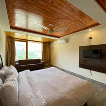 Roomy Daastaan Hotel, Karimabad Hunza, Каримабад — фото 2