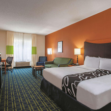La Quinta Inn & Suites by Wyndham Manassas Battlefield, 马纳萨斯 — 照片 3