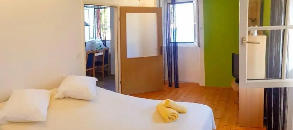 Apartments Vela Stiniva - Two Bedroom Apartment With Sea View and Terrace, 扎斯特拉日谢 — 照片 1