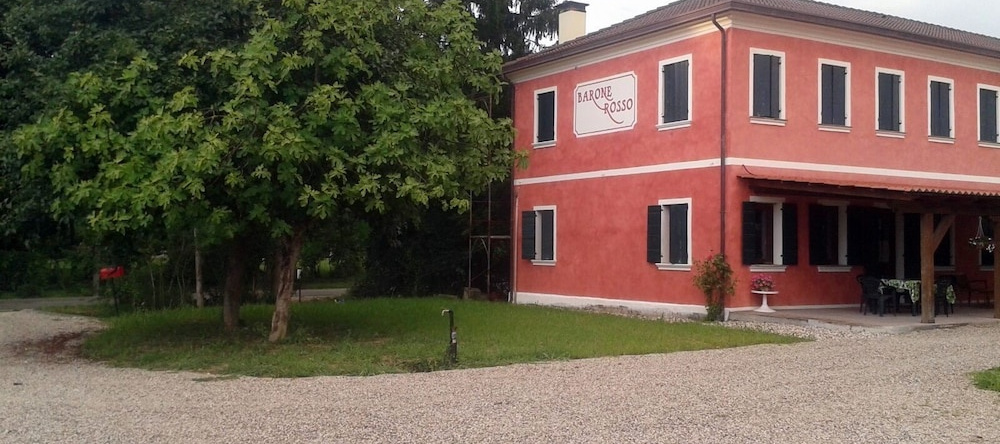Barone Rosso, Treviso — photo 1
