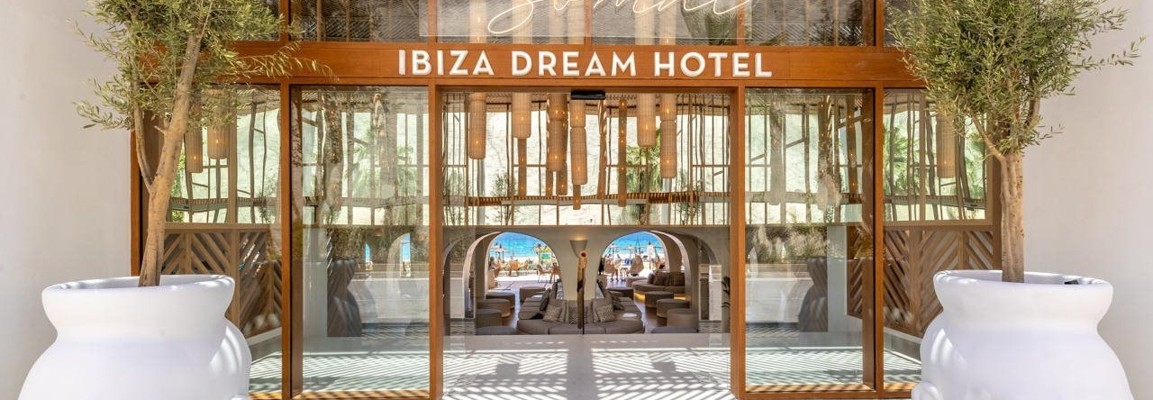 El Somni Ibiza Dream Hotel by Grupotel, 圣胡安包蒂斯塔 — 照片 1