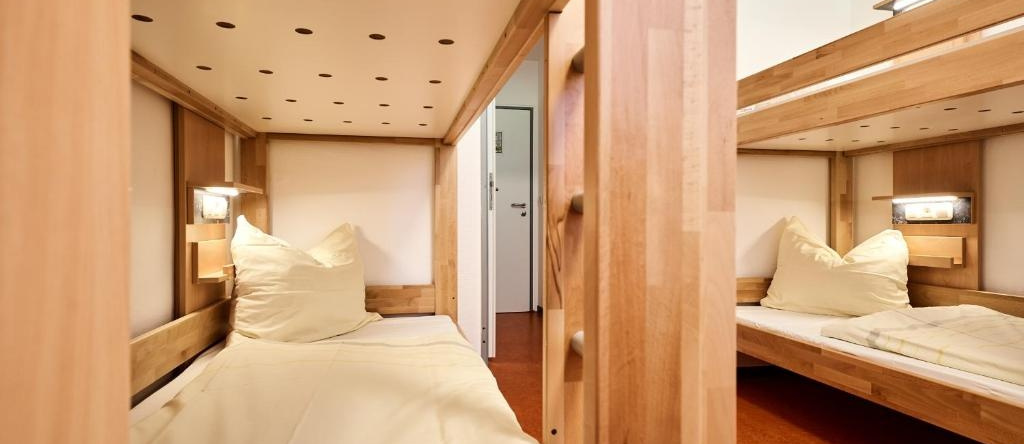 DJH Jugendherberge Biggesee - Hostel, 奥尔珀 — 照片 1