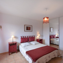 Cerise en Provence, 韦纳斯克 — 照片 4