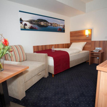 Hotel Knaus am Hafen, 下乌尔丁根 — 照片 3