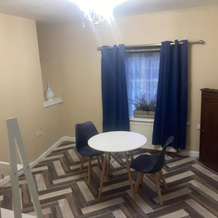 Dine & Rest, 1 Bedroom Apartment at Little India, Llanrhaeadr-ym-Mochnant — photo 3