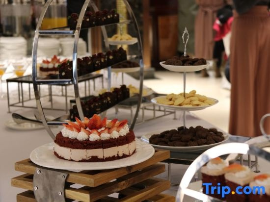 Hot Springs ZhuoRun International Hotel, Baoding — photo 1