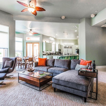 The Mermaid by AvantStay | Prvt Estate w/Swim-Up Bar, Volleyball Crt | Sleeps 14, 坦普尔顿 — 照片 2