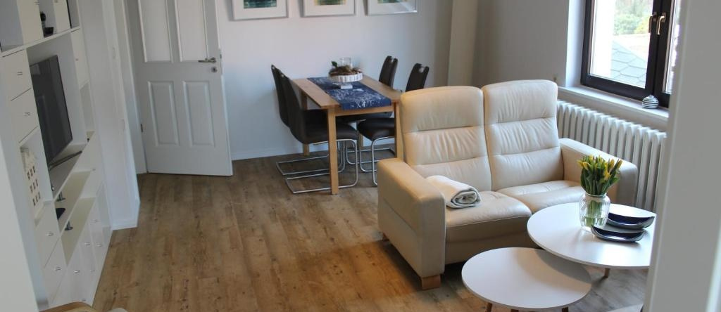 Villa Waldheim - Wg 3, Больтенхаген — фото 1