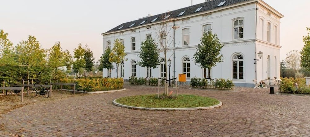 Hotel De Witte Dame, Абкауде — фото 1