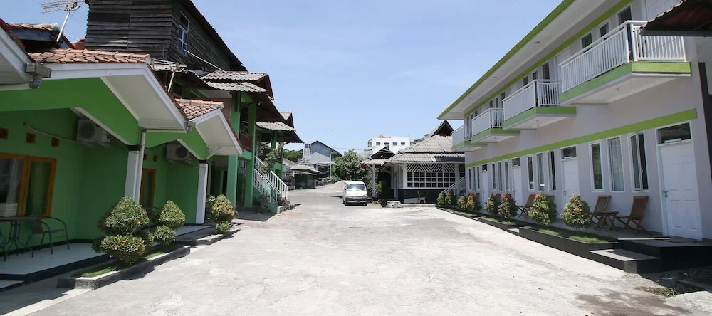 Airy Otista 267 Garut, 塔罗贡 — 照片 1