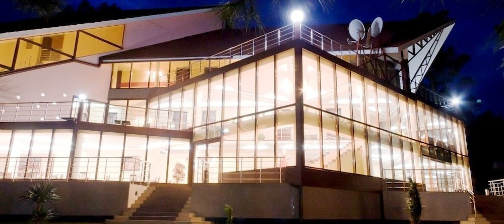 Villa ReTa Hotel & SPA, 波蒂 — 照片 1