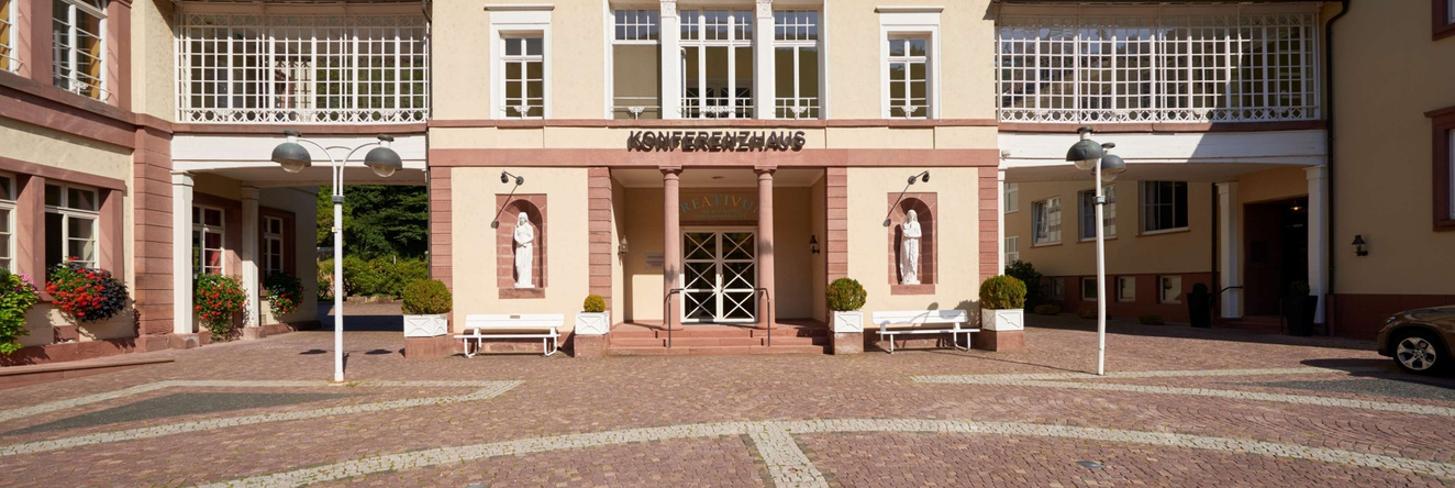 Hotel Therme Bad Teinach, 巴特泰纳赫-察费尔施泰因 — 照片 1