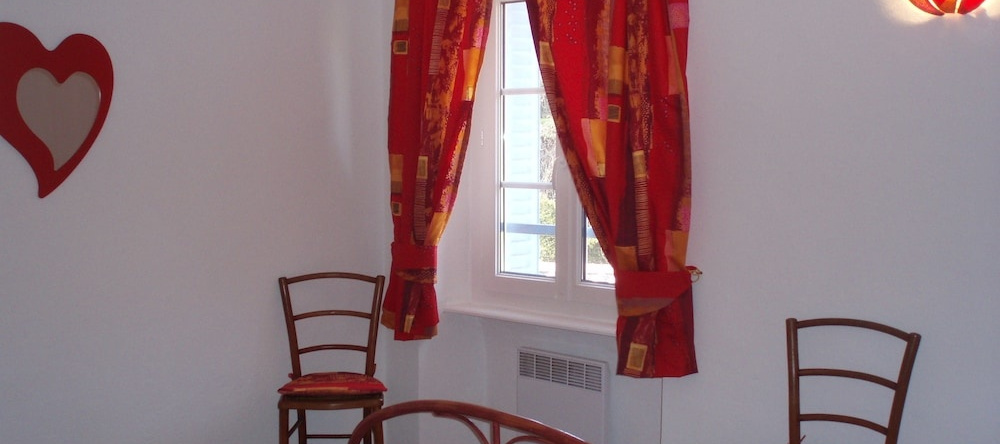 Maison Monet Terrasse Et Petit Jardin, Прива — фото 1