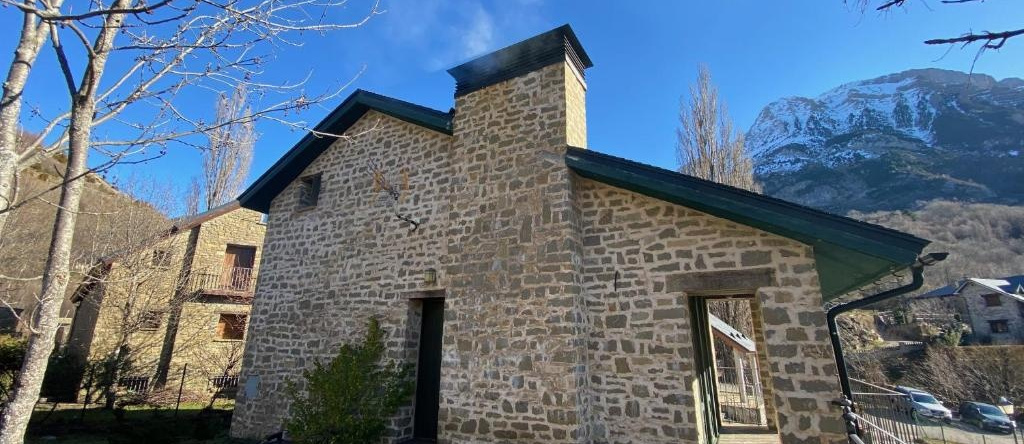 Apartamento Ático-Dúplex En Casa Rural Fundanal En Hoz De Jaca, Ос-де-Хака — фото 1
