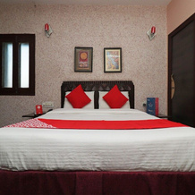 OYO 28336 Hotel Girish, 戴蒙德港 — 照片 2