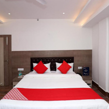 Capital O 22194 Hotel SPRL Triveni sangam, 朱西 — 照片 5