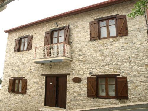 Iosiphis Stonebuilt House, 莱卡拉 — 照片 1
