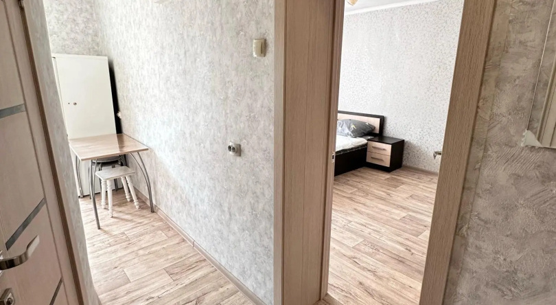 Ideal Apartment (Идеал Апартмент) На Улице Первостроителей 1, Врангель — фото 1
