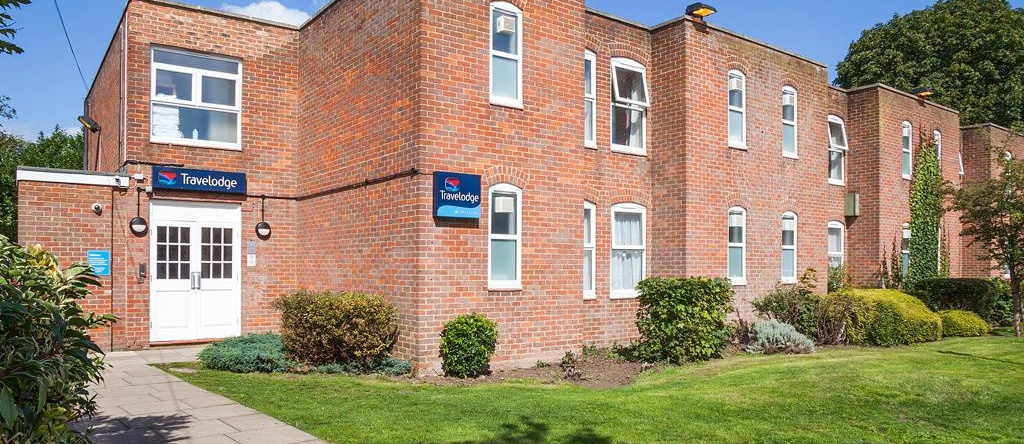 Travelodge Beaconsfield Central, Beaconsfield — photo 1