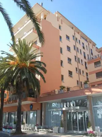 Grand Hotel Moroni, 菲纳莱利古雷 — 照片 1