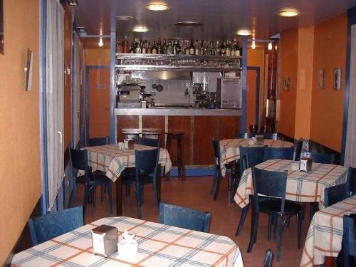 Hostal Rugaca, Huesca — photo 1