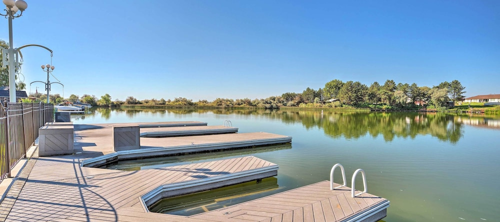 Moses Lake Retreat w/ Salt Water Hot Tub!, 摩西湖 — 照片 1