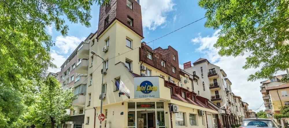 Hotel Cheap, София — фото 1