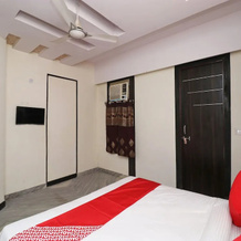OYO 49758 Hotel Royal Harbour, 哈尔迪亚 — 照片 4