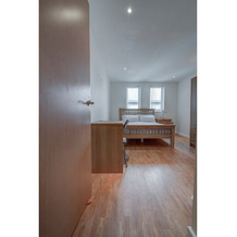 Bright & Modern 2-Bedroom Flat - Sleeps 4, Манчестер — фото 3
