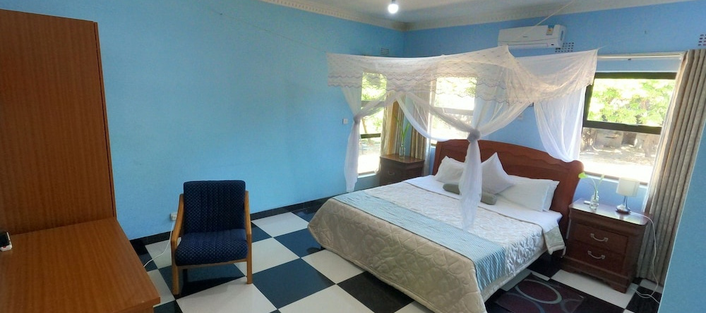 Main Stream Beach Villa, Salima — photo 1