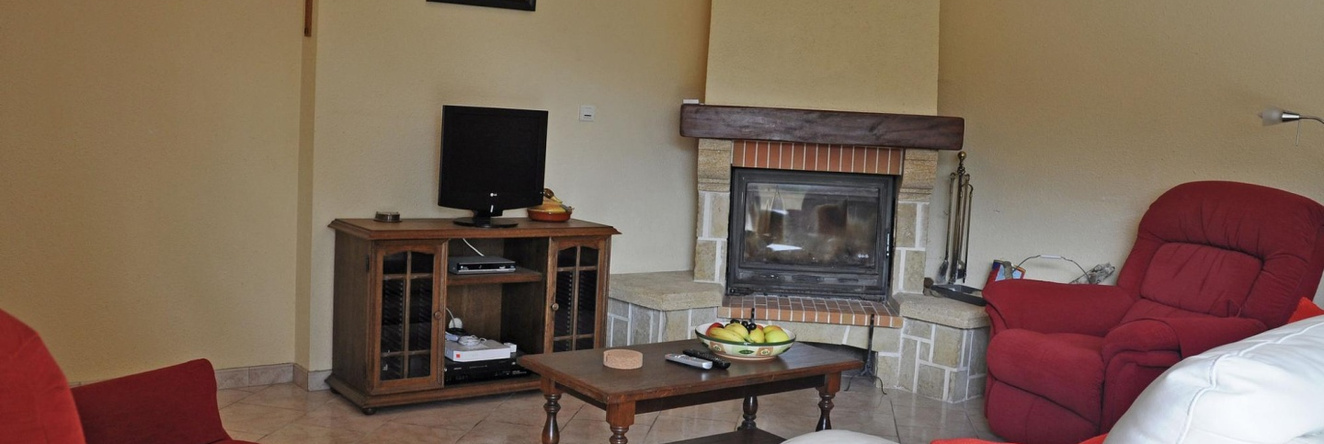 Traditional villa in Lias D'armagnac with pool, 利亚斯达马尼亚克 — 照片 1