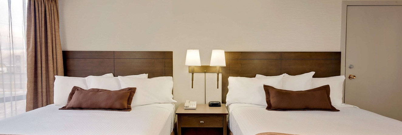 Ramada by Wyndham Kamloops, Kamloops — photo 1