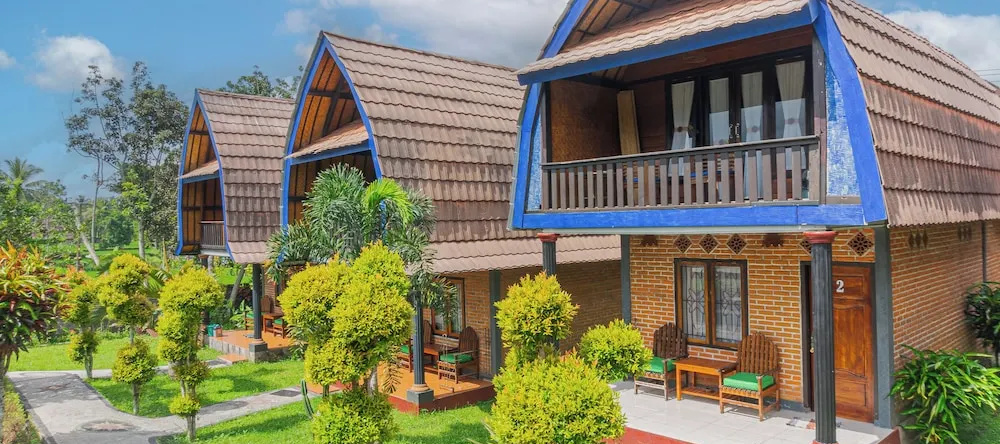 Green orry inn cafe & cottages, Tetebatu — photo 1