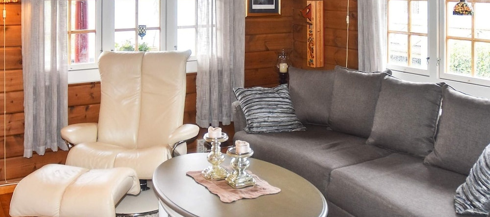 Holiday Home In Frillesã¥S, Аверой — фото 1