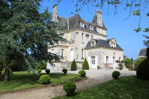 Chateau d'Argouges, Mosles — photo 1