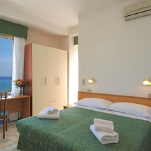Hotel Delfino, Laigueglia — photo 3