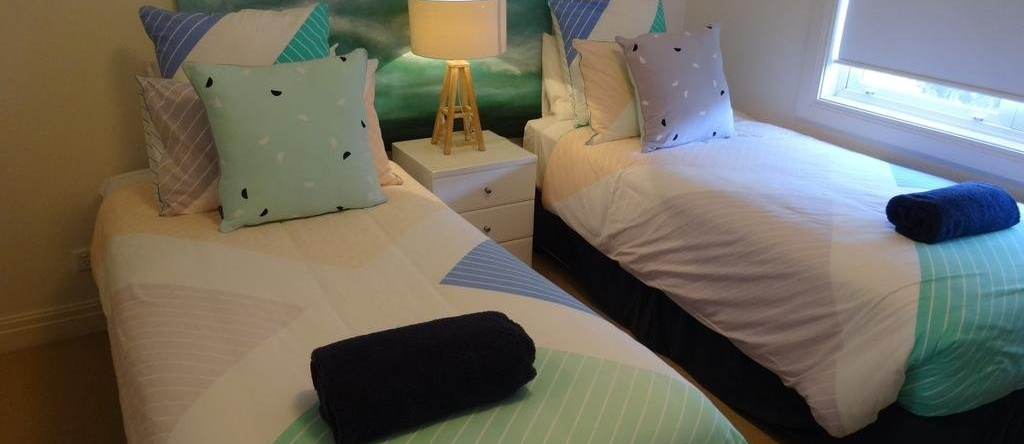 Sunrise Shores, Caves Beach — photo 1