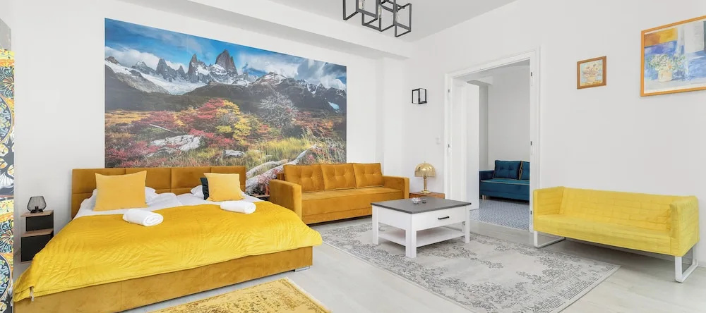 Yellow Apartment in Bytom by Renters, Bytom — photo 1