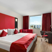 Ramada Encore by Wyndham Geneva, 兰西 — 照片 5