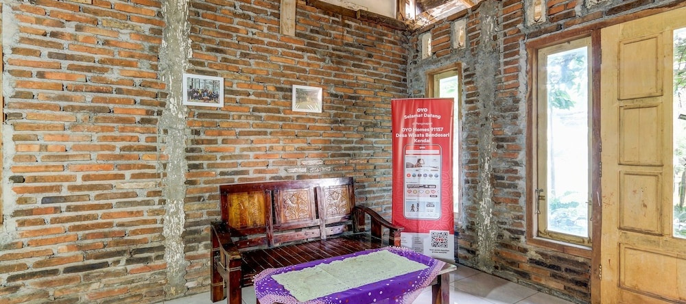 OYO Homes 91157 Desa Wisata Bendosari Kendal, 肯德尔 — 照片 1