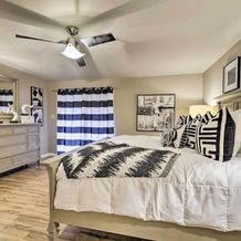 Bright N Breezy Waterfront Lake Granbury Getaway!, Гранбери — фото 4