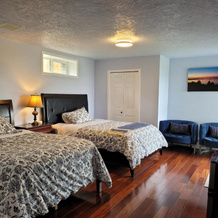 Hov B&B House -Hospitality Ocean View Victoria-, Колвуд — фото 4